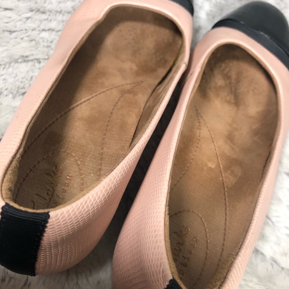 Cap Toe Low Heel Lizard Print Career Shoes - Picture 10 of 12